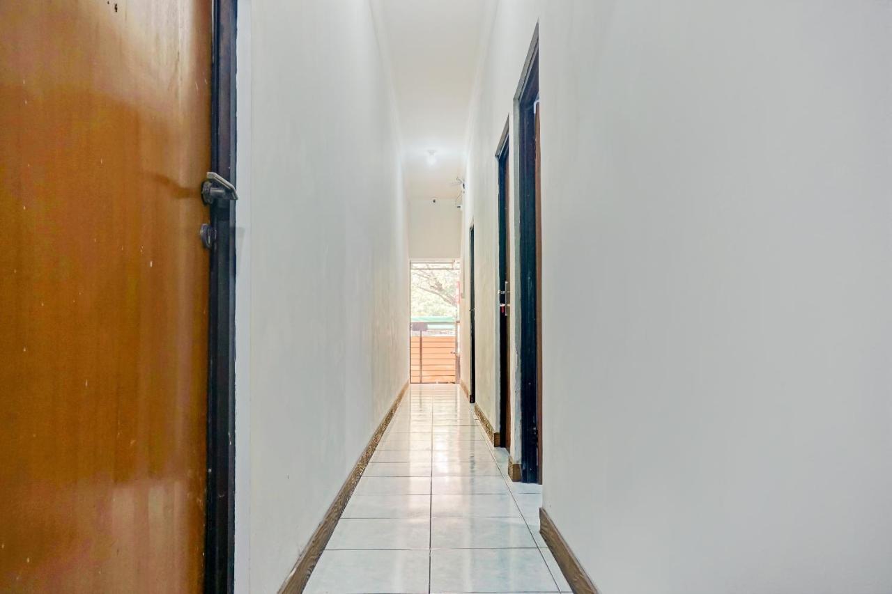Oyo 90359 Sbh Hotel